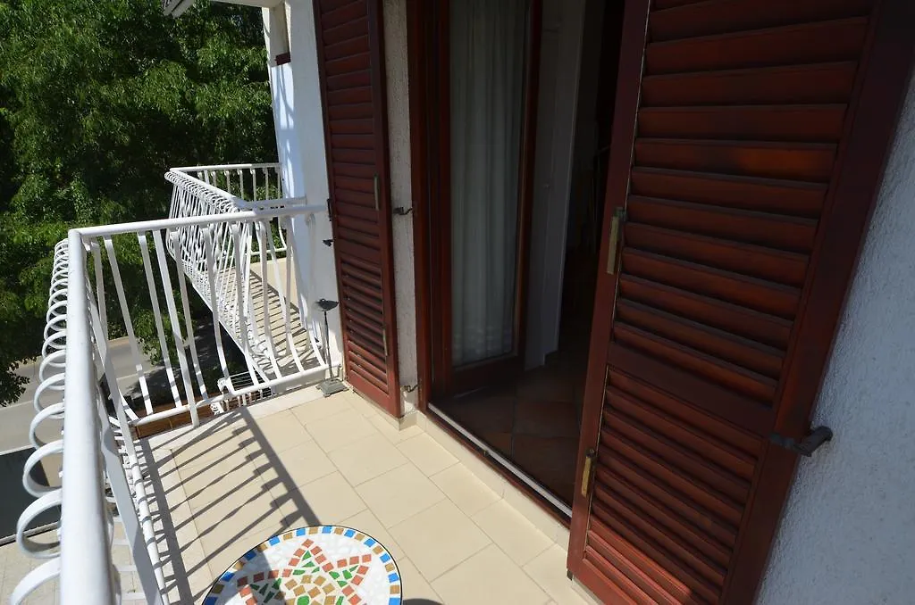 רוביני Toro Sea View Apartment