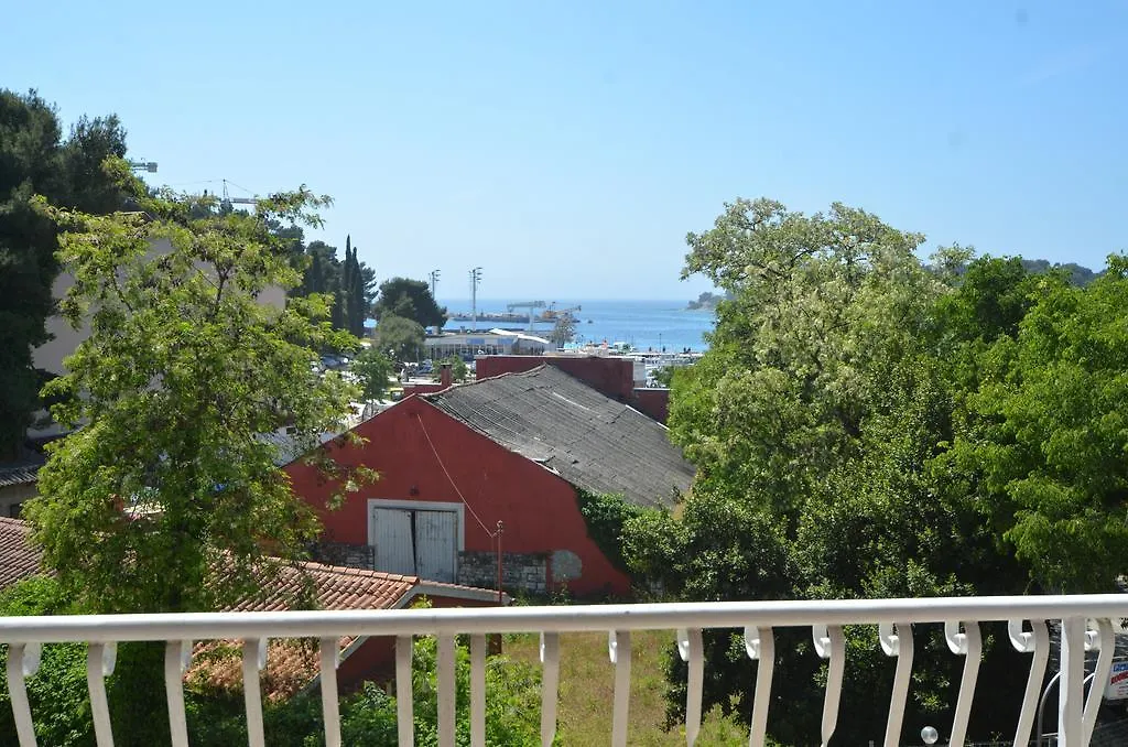 רוביני Toro Sea View Apartment 0*,