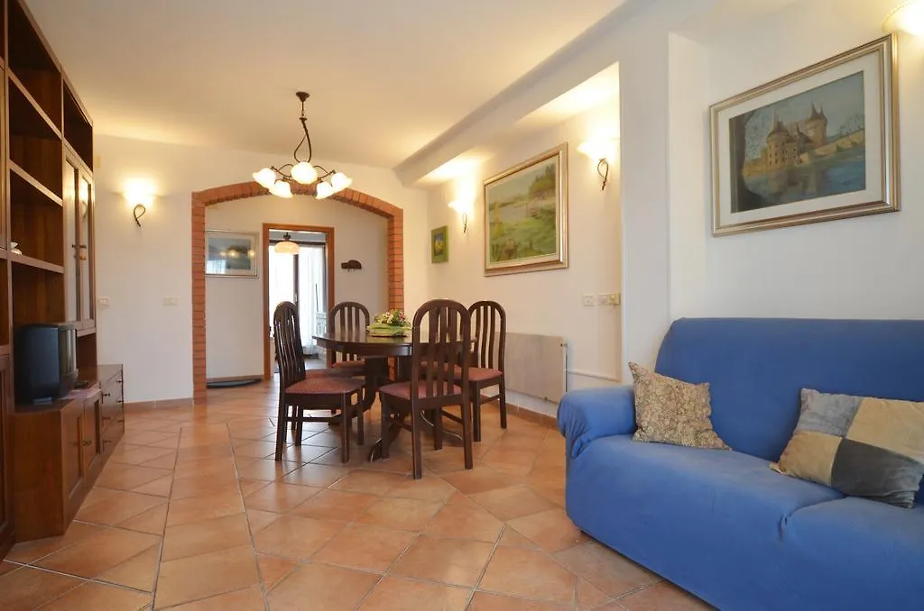 רוביני Toro Sea View Apartment